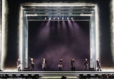 [포토] 광화문광장에서 공연 펼치는 방탄소년단