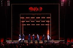 “뿌리에 대한 경의 표하는 자리”…BTS 공연 외신 일제히 주목