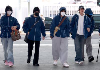 [포토]방년소년단(BTS), 광화문 다음은 뉴욕