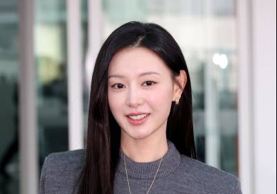 [포토]배우 김지원, 가방이 내 마음!