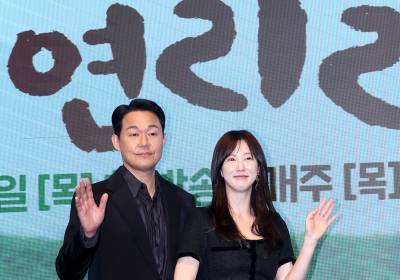 [포토]박성웅-이수경, 우리 제법 잘 어울리죠?