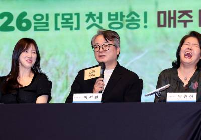 [포토]이서환, 본인은 태연하지만 주위는 초토화