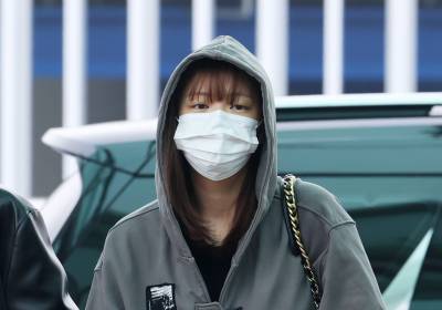 [포토] 편안한 차림으로 출국하는 트와이스 정연