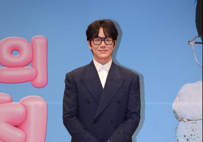 [포토] 성시경, 날렵해진 분위기