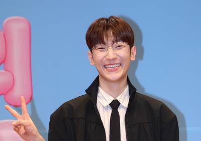 [포토] 정동환, '성시경을 생각한 '두 사람' 포즈'