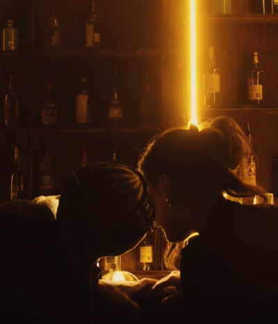 이하이·도끼, 신곡 홍보 영상 속 친밀한 스킨십…열애 인정? [왓IS]