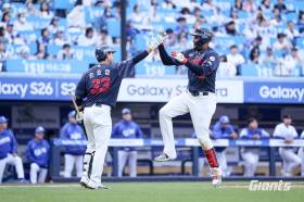 '이틀 동안 쾅쾅쾅·쾅쾅쾅쾅' 홈런 꼴찌 롯데의 반란, 라팍에서 '홈런 1위' 삼성 잡았다 