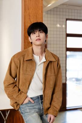  “응어리 풀었다”…4년 만 꺼낸 데이식스 원필의 ‘언필터드’