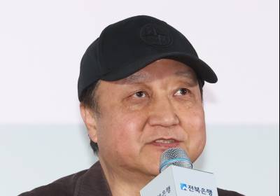 [포토] 인사말 하는 민성욱 집행위원장