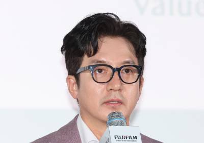 [포토] 인사말 하는 정준호 집행위원장
