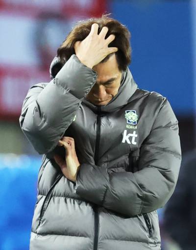 홍명보호, 자신감·확신 없이 북중미 간다…모든 게 ‘물음표’인 씁쓸한 현실 