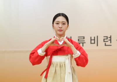 [포토] 최하윤, 아리따운 홍도