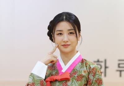 [포토] 박하선, 홍도의 볼콕