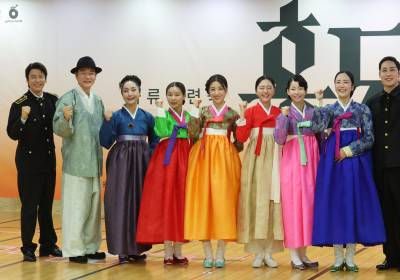 [포토] '홍도' 주역들, 힘차게 화이팅