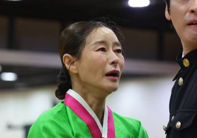 [포토] 예지원, 철수 말리는 홍도