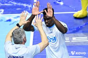 아프지 않은 러셀 교체한 대한항공...소신 밝힌 블랑 현캐 감독 "절대 공정하지 않다" 