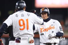 노시환, 30타석 만에 장타...돌아온 4번 타자→강백호·채은성과 시너지 발생 