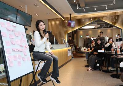 [포토]피겨 이해인, 미소로 공감하는 팬미팅