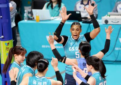 [포토]실바, 1세트는 잡았어!