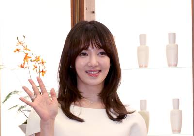 [포토]효연, 화사한 손인사