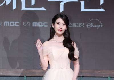 [포토] 아이유, 사랑스러운 선녀의 자태