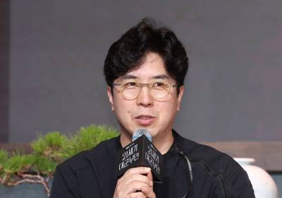 [포토] '21세기 대군부인' 연출한 박준화 감독