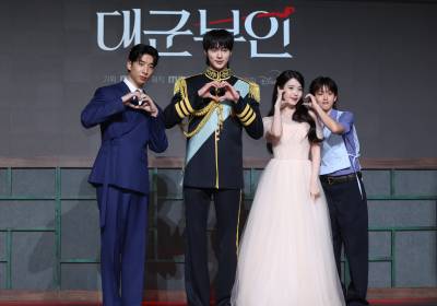 [포토] 21세기 대군부인, 유쾌한 케미 기대해 주세요