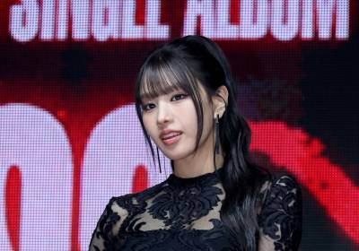 [포토]키오프 나띠, 과감한 시스루 패션