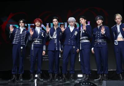 [포토] 앰퍼샌드원 '갓', 동양적인 사운드와 댄스 장르의 만남