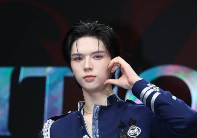 [포토] 앰퍼샌드원 브라이언, 멋진 남자의 볼하트