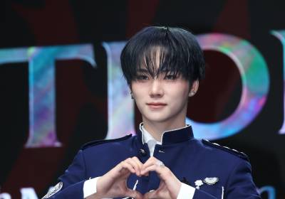 [포토] 앰퍼샌드원 윤시윤, 깜찍한 손하트