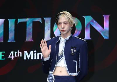 [포토] 앰퍼샌드원 최지호, 멋진 손인사