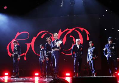 [포토] 앰퍼샌드원, 타이틀곡 '갓' 멋진 엔딩