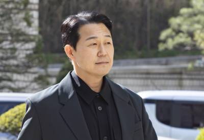 박성웅, 오늘(8일) 임성근 위증 재판 증인 출석... 무덤덤한 표정