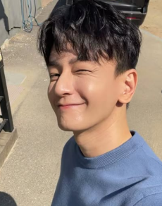 ‘쿠팡 알바’ 목격 임주환, 본업복귀에 활짝 “포스터 촬영” [IS하이컷]