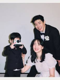 김무열♥윤승아, 결혼 11주년…아들 원이 ‘폭풍 성장’ [IS하이컷]