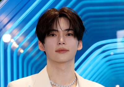 [포토]성한빈, 눈맞춤에 숨멎음