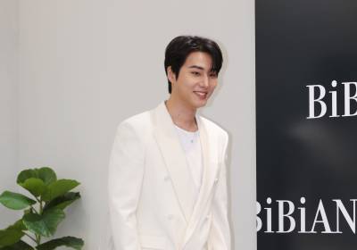 [포토] 영케이, 멋진 화이트 슈트핏