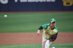 955일 만에 1군 복귀 안우진, 첫 타자부터 160㎞/h→안타왕 3구 삼진....키움팬 기립 박수 [IS 고척] 