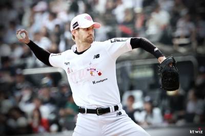 '폰세급 임팩트' 'ERA 0 생존자' KT 보쉴리는 이렇게 KBO리그를 압도하고 있다  [IS 스타]