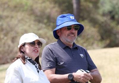 [포토]축구인골프대회 동행한 루이 퀸타 감독과 여자친구