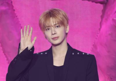 [포토] TXT 태현, 설레는 손인사