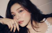호스트바 근무·레즈비언 연관? 에일리 남편 논란