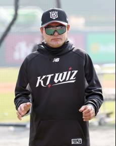 이종범 시즌 중 예능行..KT &quot;전력 공백 없다&quot; 왜?