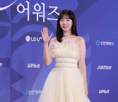 번아웃 아니라더니…지예은, '활동 중단' 왜?